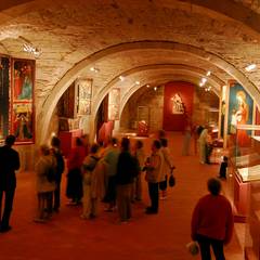 Sakrale Kunstschätze werden im Domschatzgewölbe auf 285 qm präsentiert