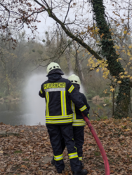 Freiwillige Feuerwehr im Einsatz &copy;Freiwillige Feuerwehr Naumburg