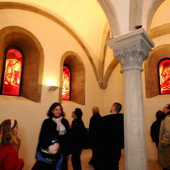 Elisabethkapelle mit Glasarbeiten von Neo Rauch &copy;Vereinigte Domstifter zum Naumburg, Merseburg und des Kollegiatstifts Zeitz