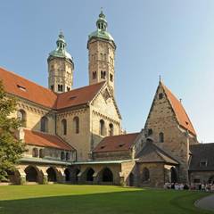 11_Naumburg, cathédrale Saint Pierre-et-Saint-Paul, les clochers.jpg